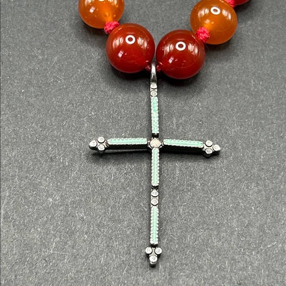 Vintage LUCKY BRAND Cross Necklace Carnelian Beads Hand Knotted 16" - Picture 2 of 9